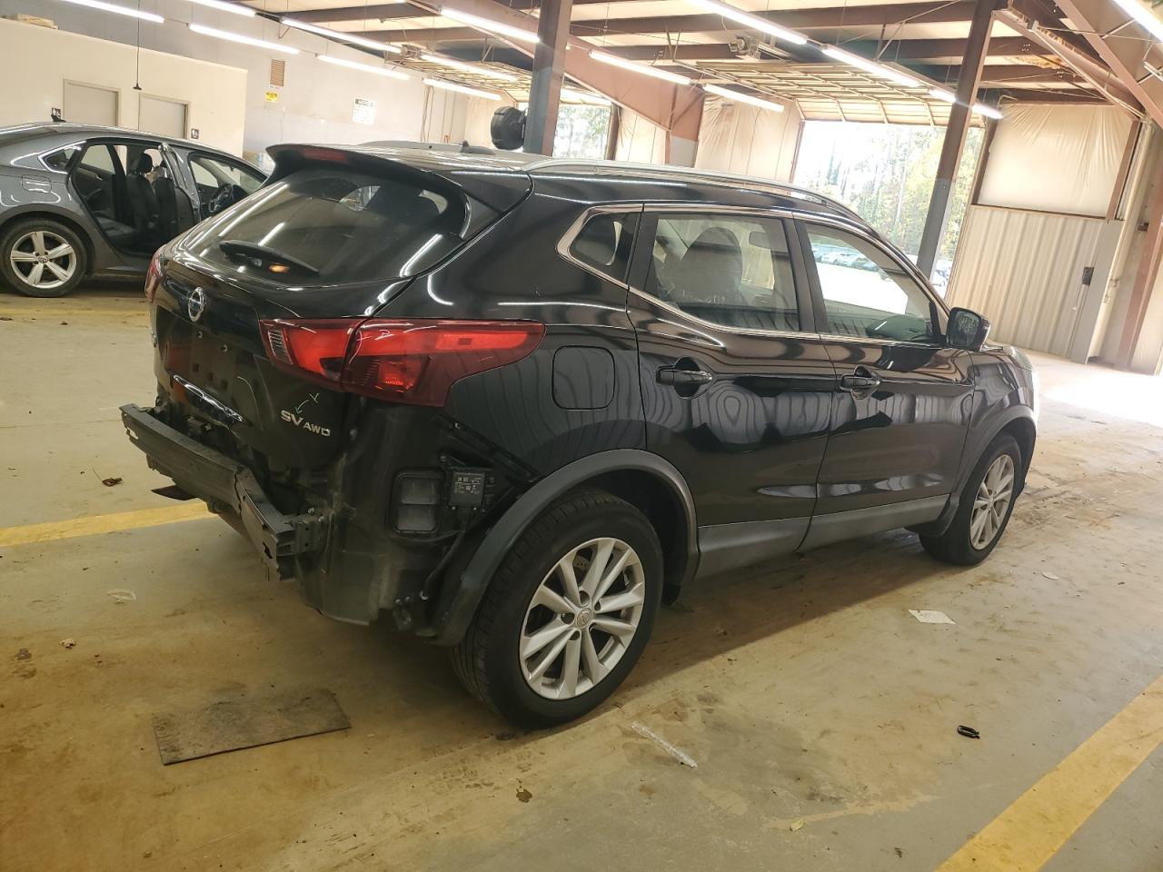 NISSAN ROGUE SPORT S