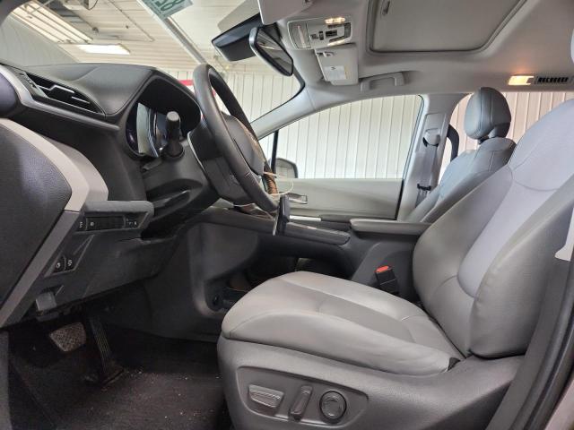 2021 TOYOTA SIENNA XLE - 5TDYRKECXMS016460