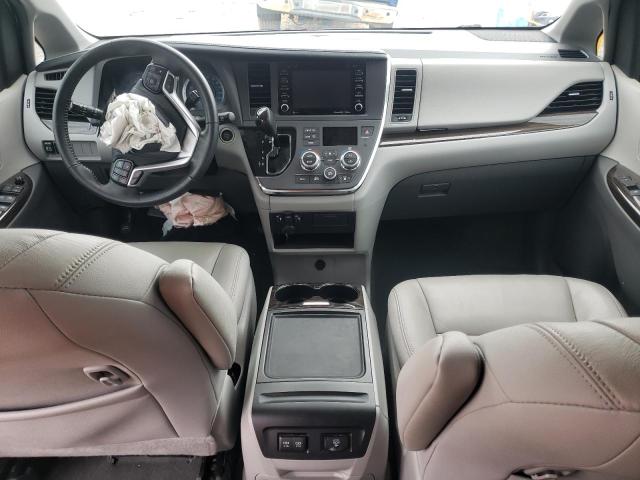 2018 TOYOTA SIENNA XLE #3297077495