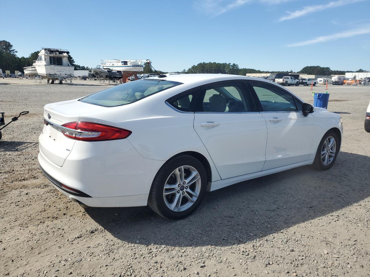 FORD FUSION SE