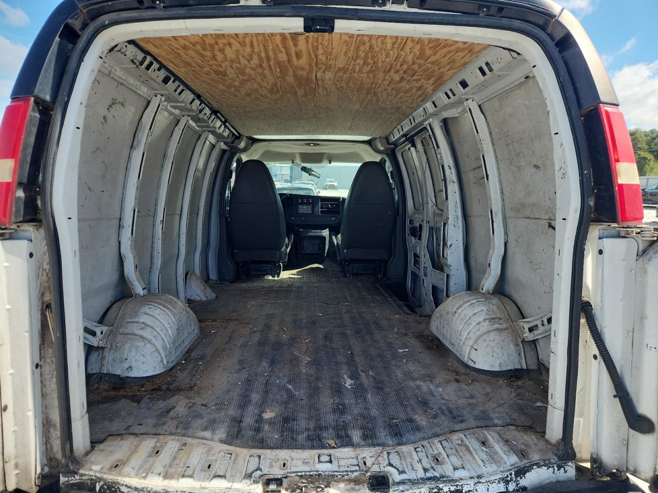 CHEVROLET EXPRESS G25