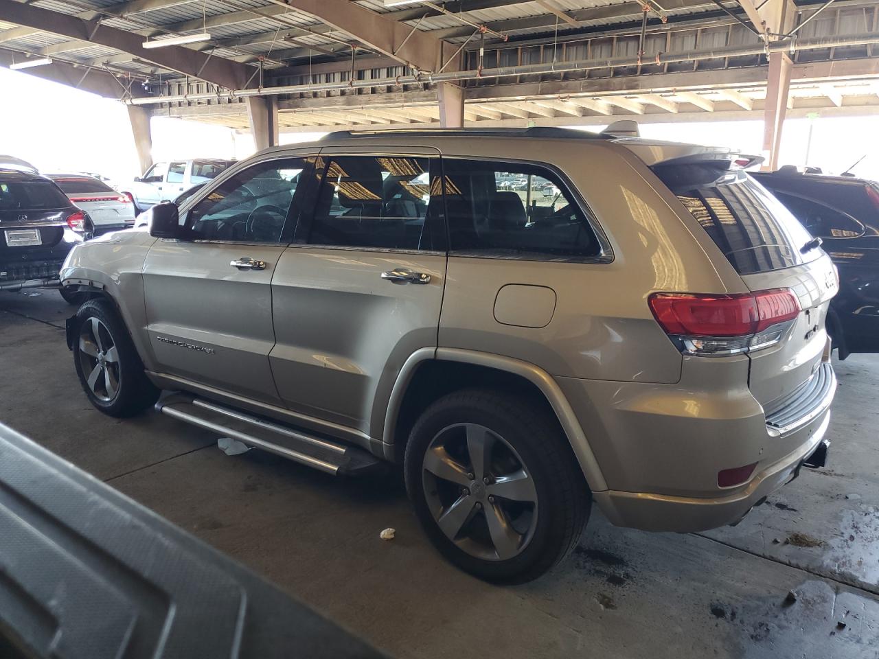 JEEP GRAND CHEROKEE OVERLAND