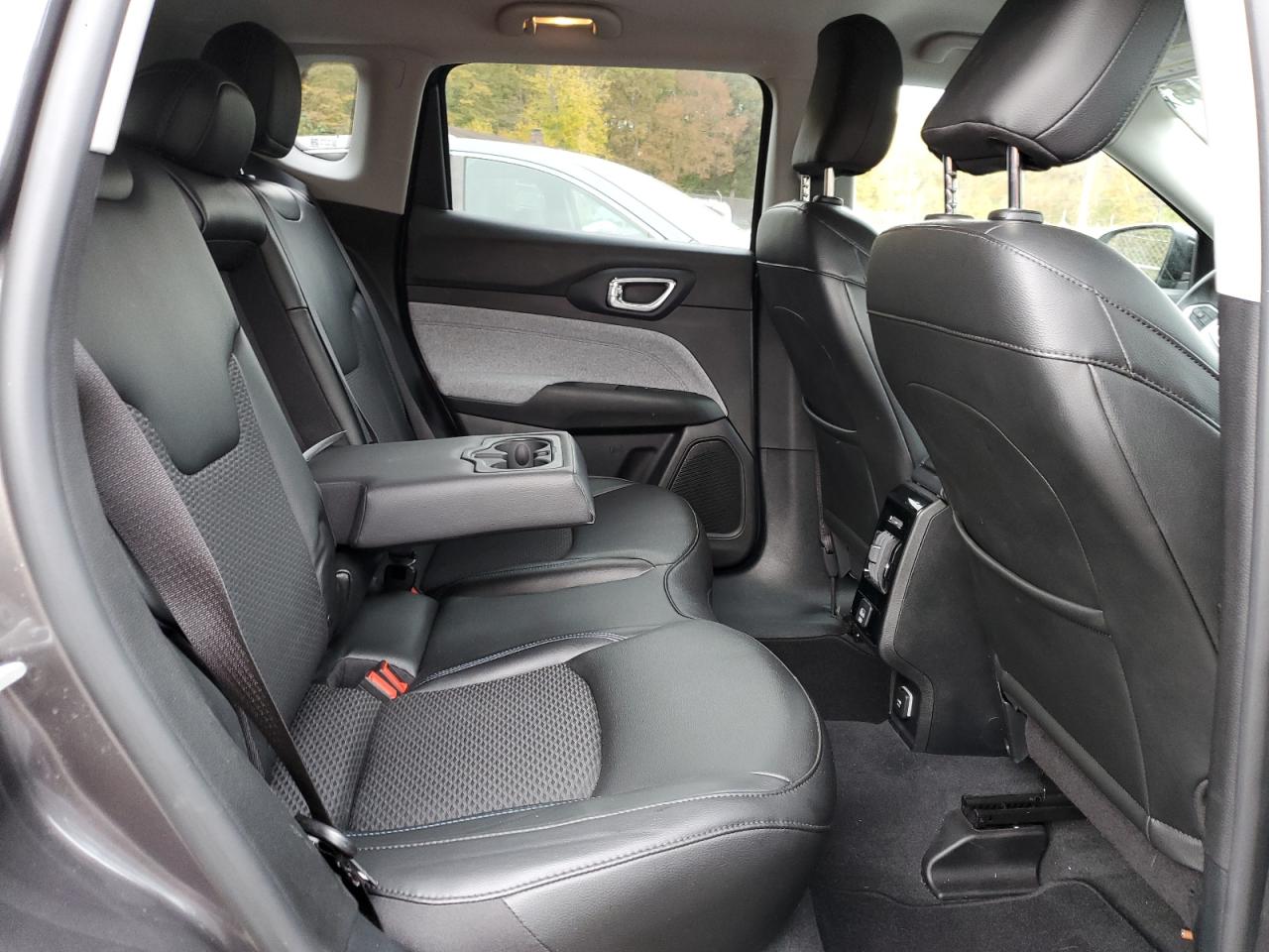 JEEP COMPASS LATITUDE