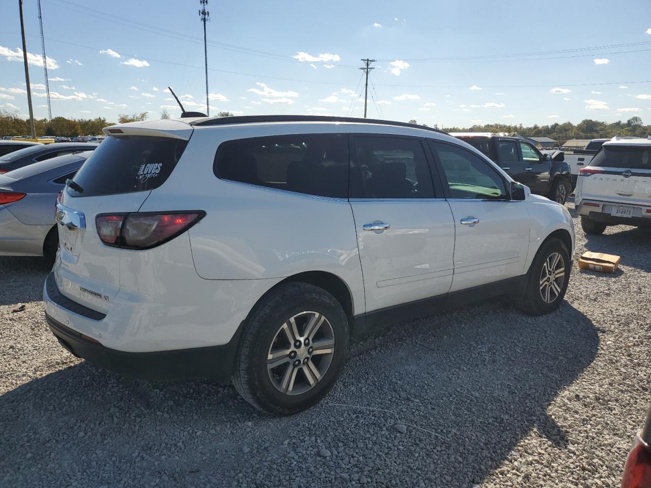 CHEVROLET TRAVERSE LT