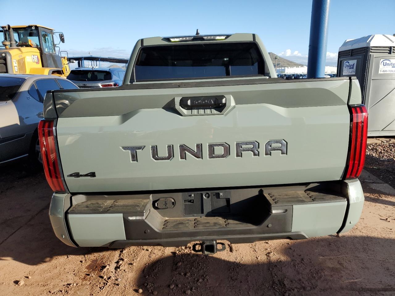 TOYOTA TUNDRA CREWMAX SR