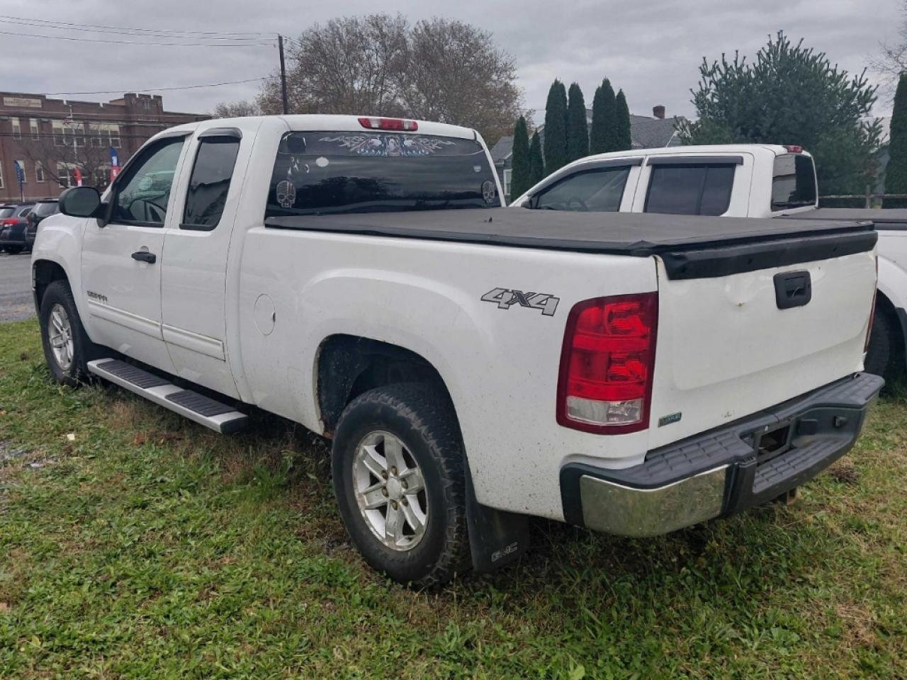 GMC SIERRA K1500 SLE