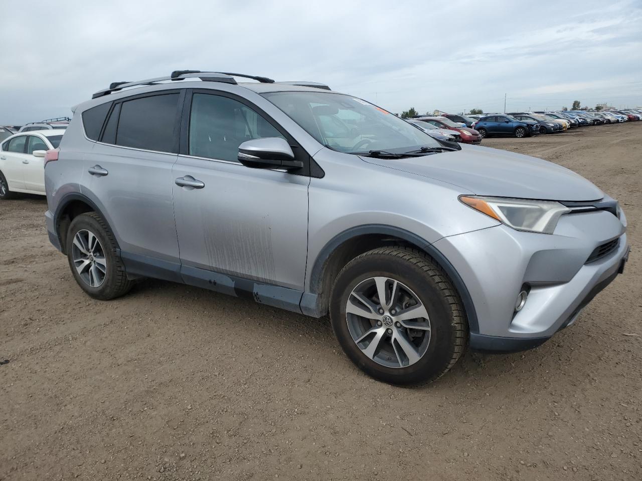 TOYOTA RAV4 XLE