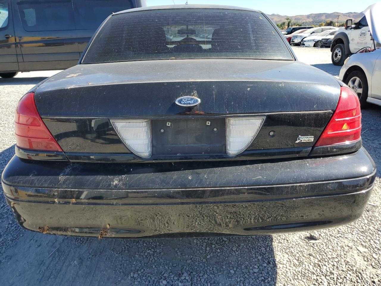 FORD CROWN VICTORIA POLICE INTERCEPTOR