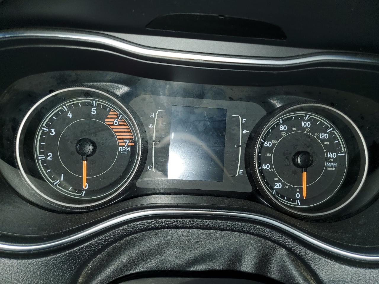 JEEP GRAND CHEROKEE LATITUDE PLUS