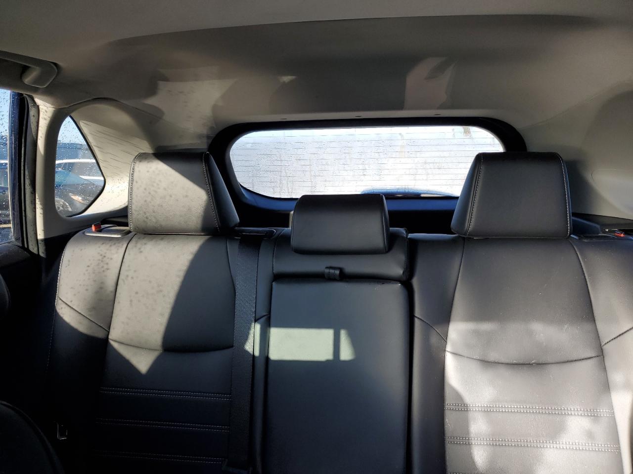 TOYOTA RAV4 XLE PREMIUM