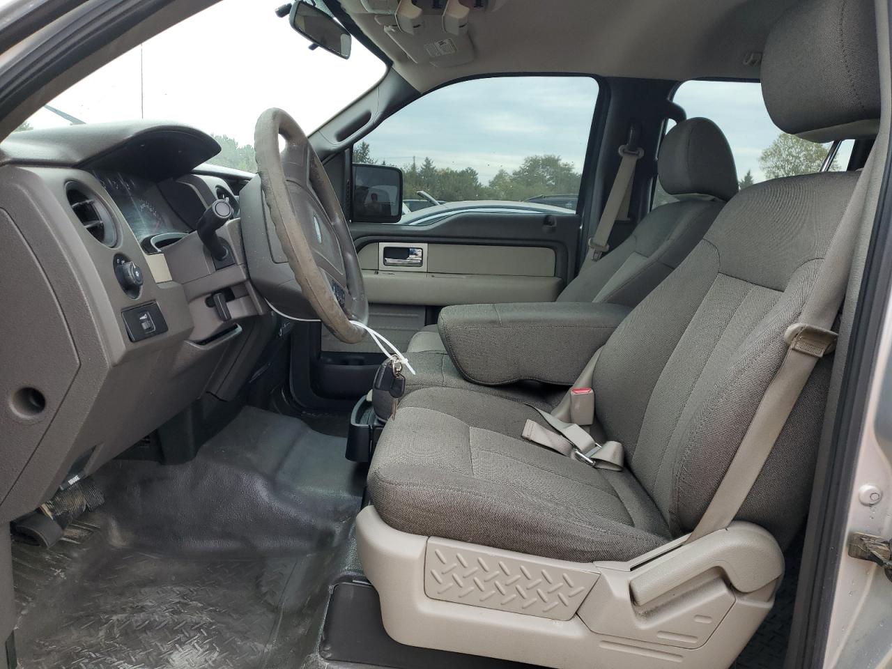 FORD F-150 SUPERCREW