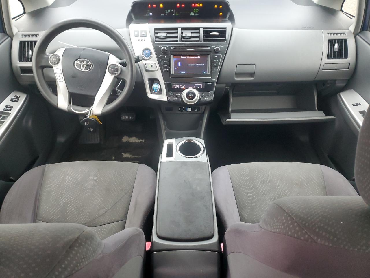 TOYOTA PRIUS V