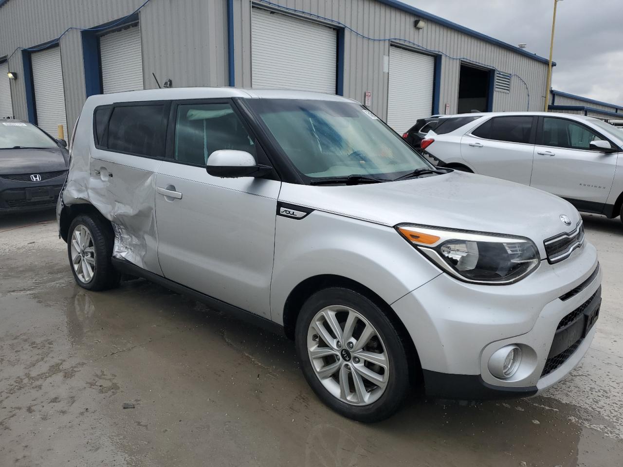 KIA SOUL +
