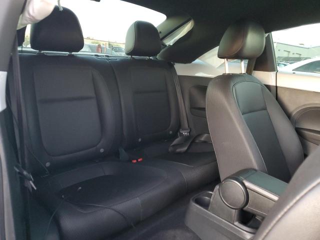 2019 VOLKSWAGEN BEETLE SE 3VWJD7AT6KM706378