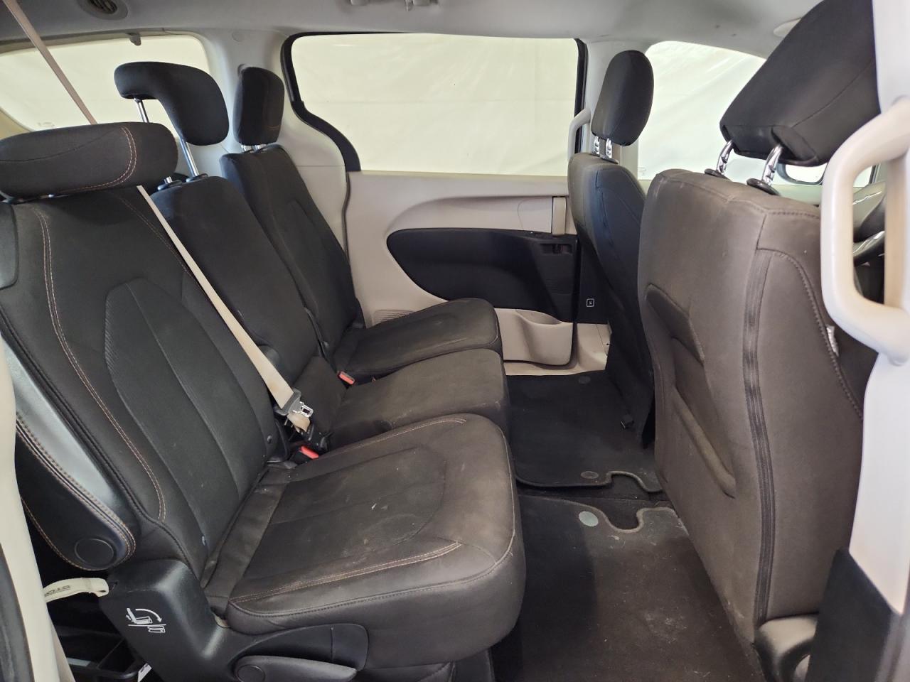 CHRYSLER PACIFICA LX