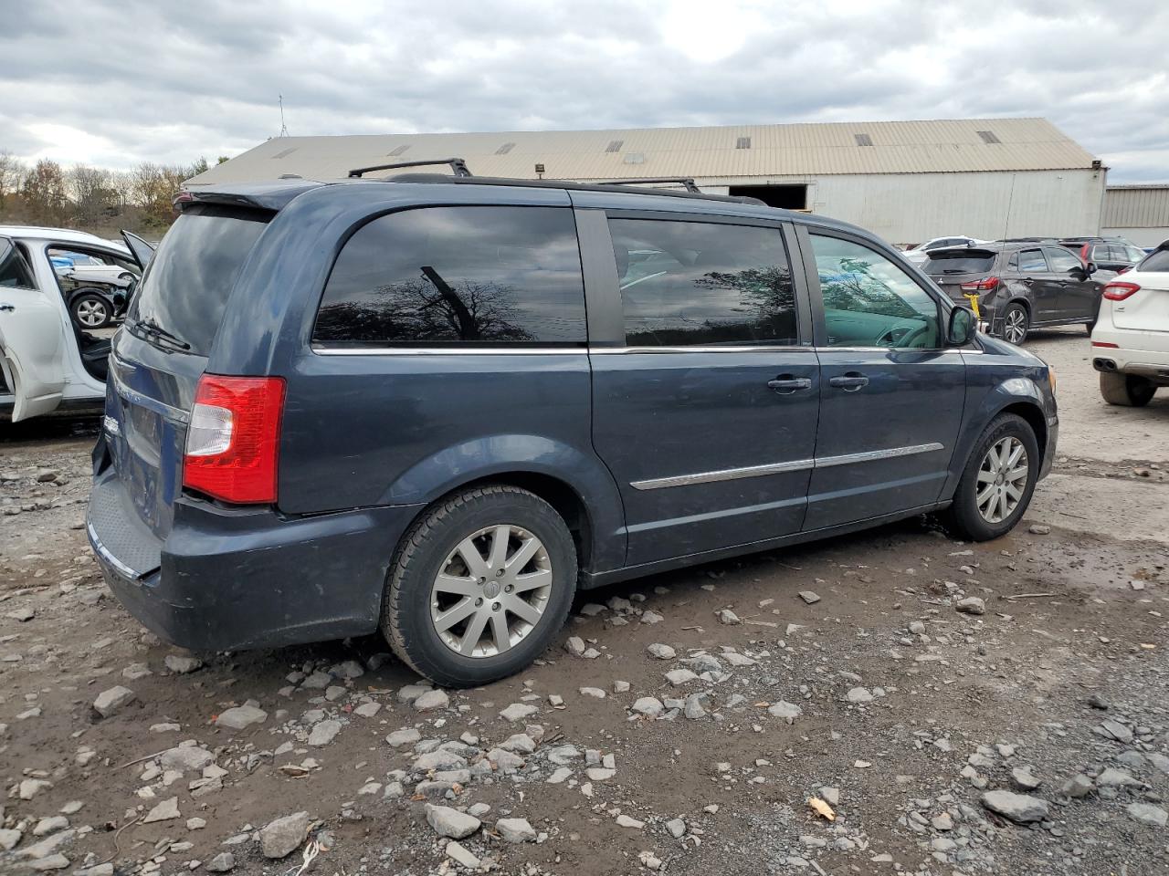 CHRYSLER TOWN & COUNTRY TOURING