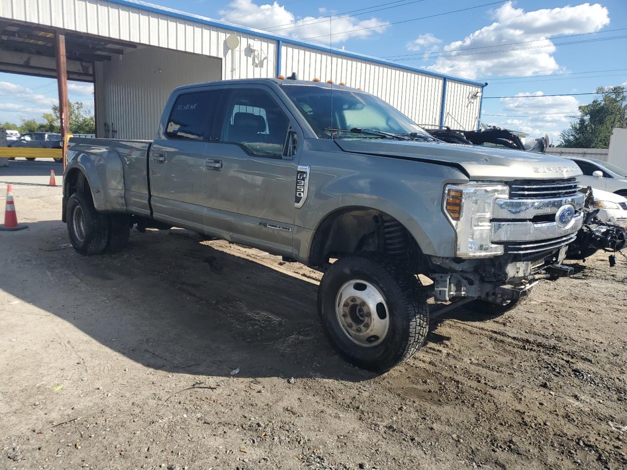 FORD F-350 SUPER DUTY