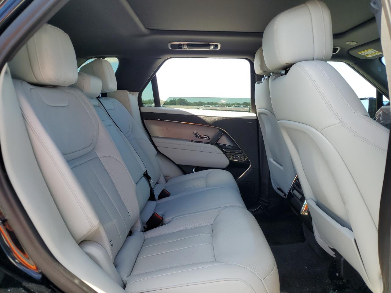 LAND ROVER RANGE ROVER SE