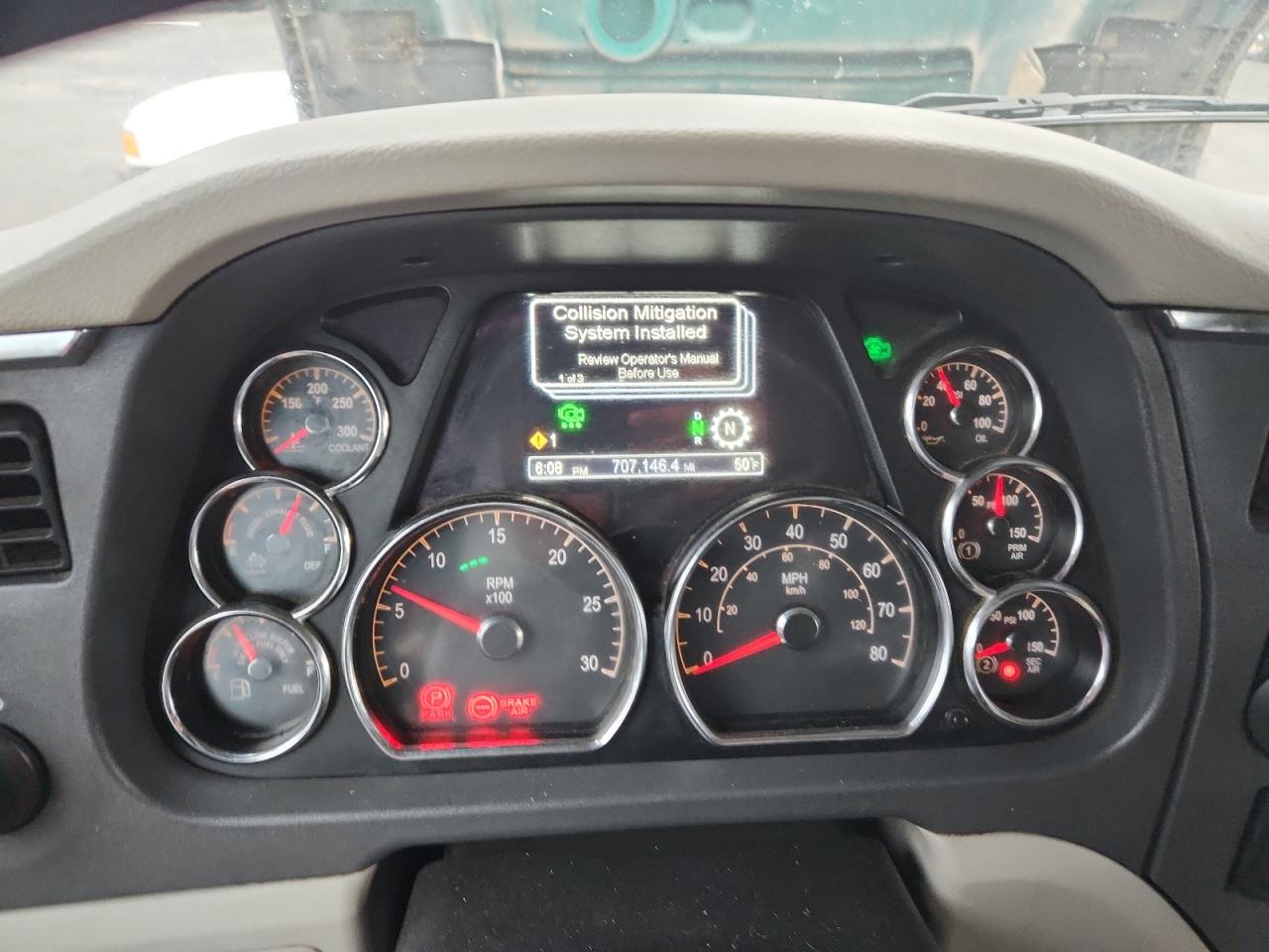 Lot #3275578799 2020 PETERBILT 579