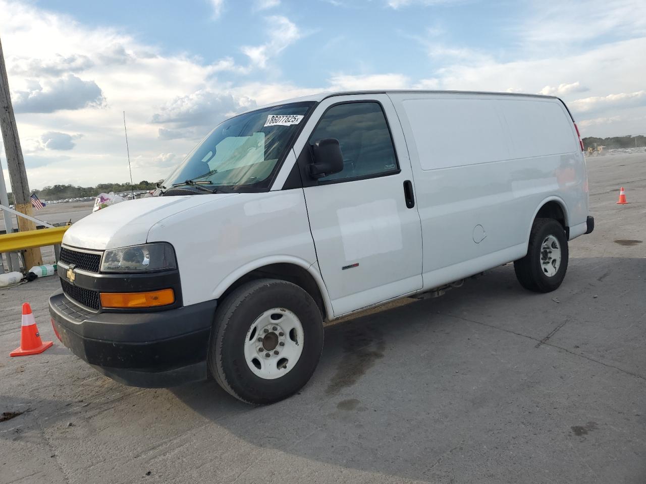 Lot #3265044878 2019 CHEVROLET EXPRESS G2