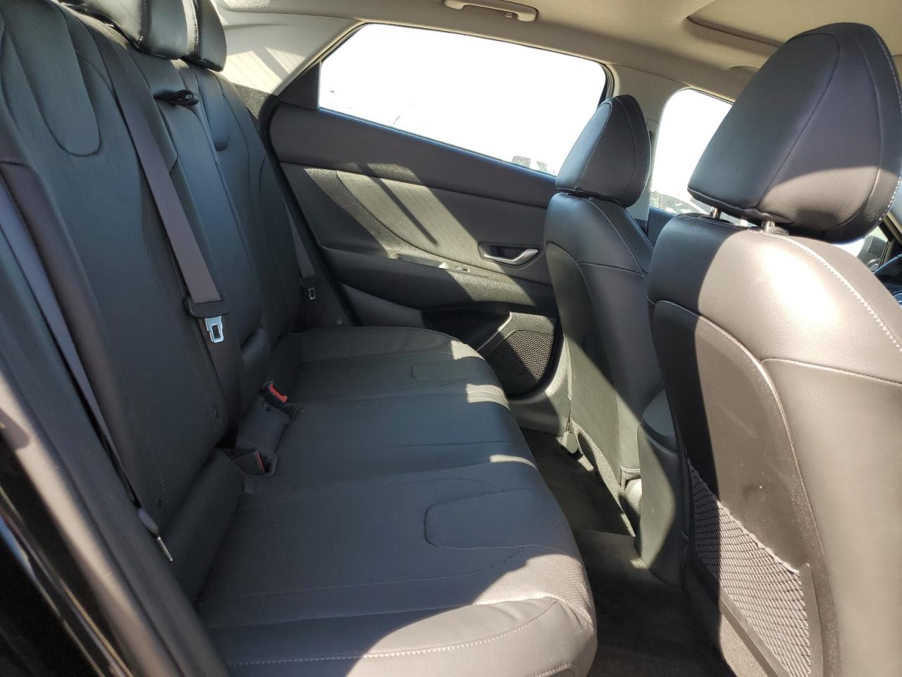 HYUNDAI ELANTRA LIMITED