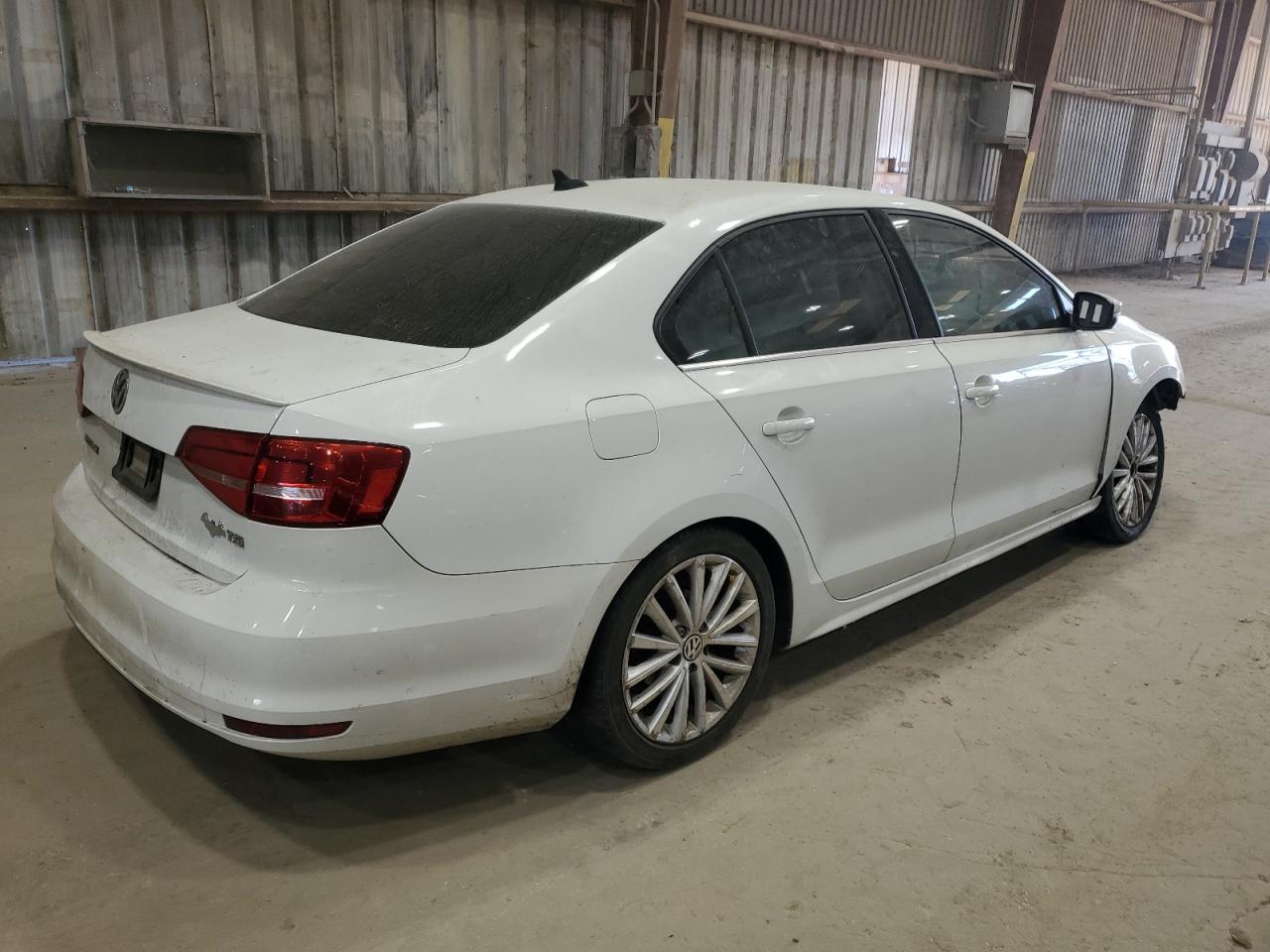 VOLKSWAGEN JETTA SE