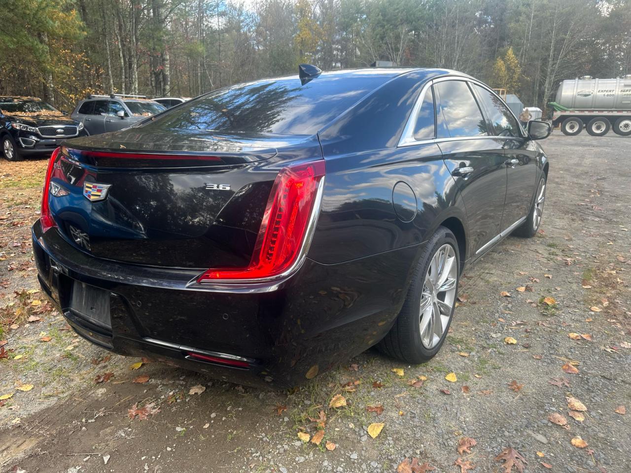 CADILLAC XTS