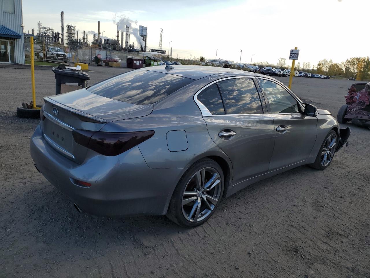 INFINITI Q50 BASE