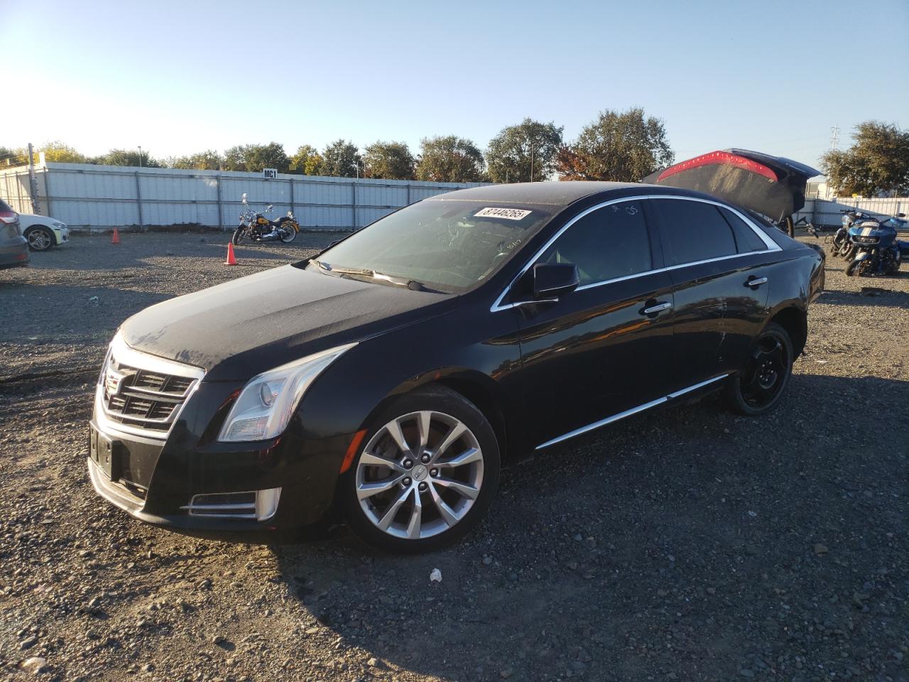 CADILLAC XTS LUXURY COLLECTION