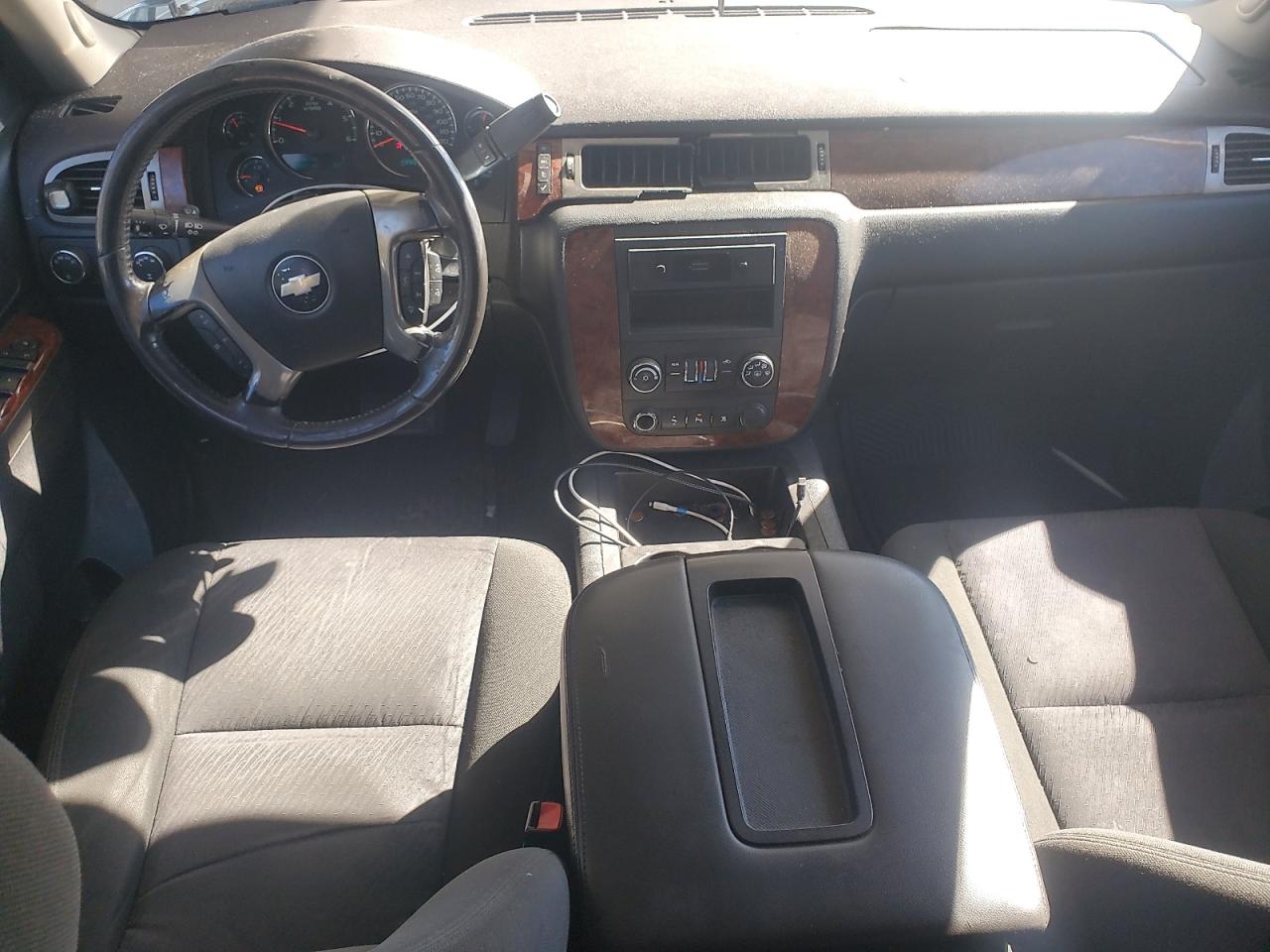 CHEVROLET TAHOE K1500 LS