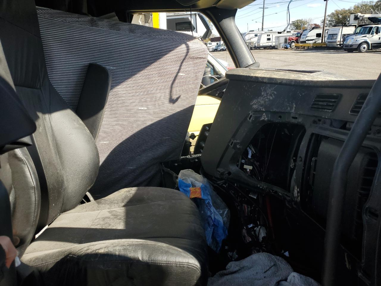 Lot #3275549025 2023 FREIGHTLINER CASCADIA 1