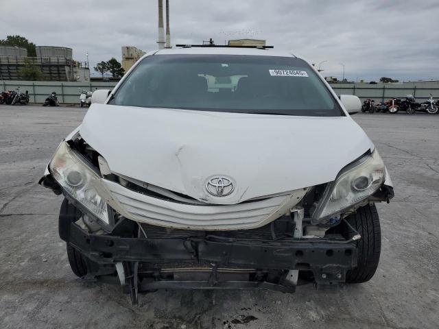 2015 TOYOTA SIENNA LE #3304663911