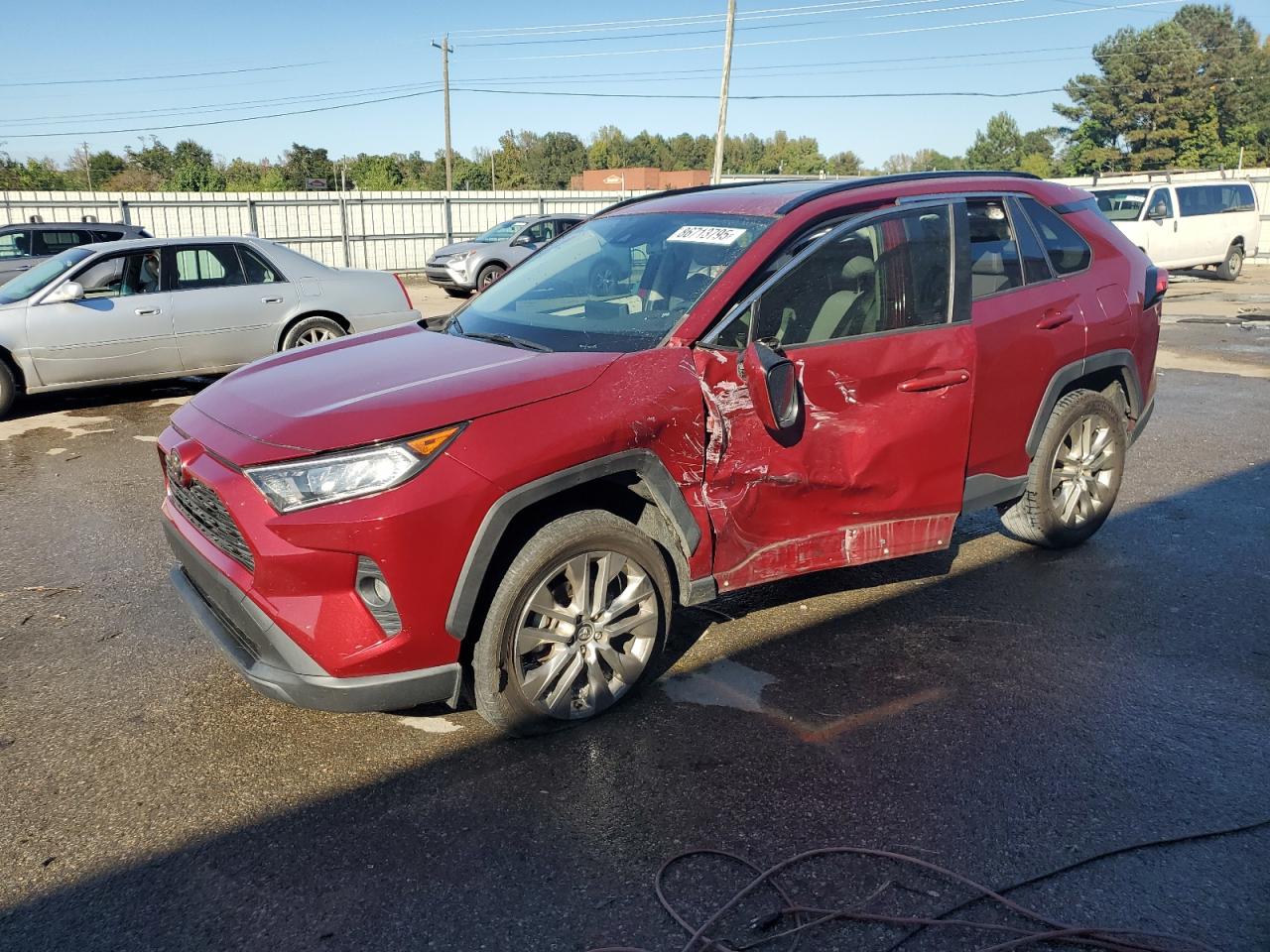 TOYOTA RAV4 XLE PREMIUM