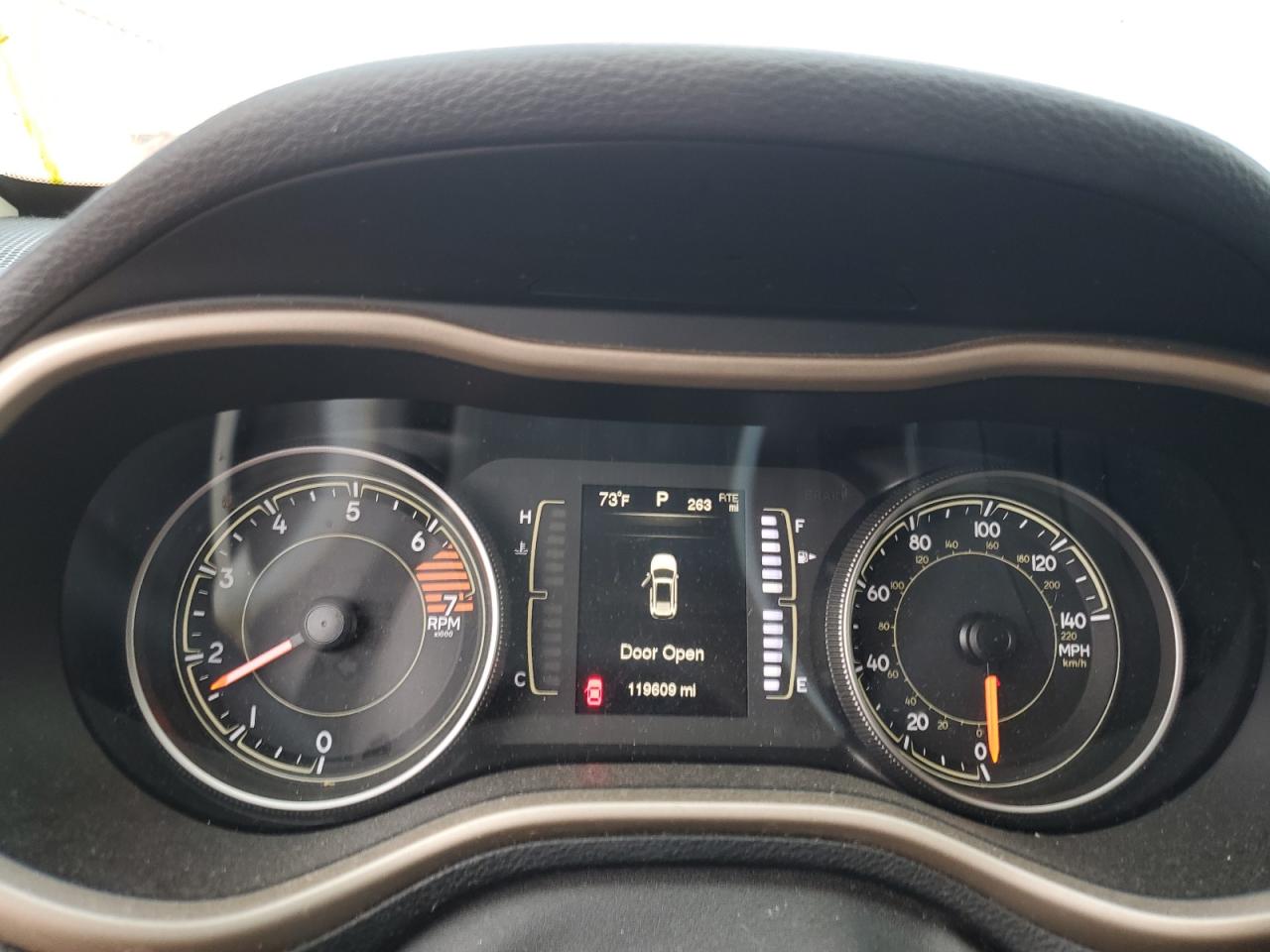 JEEP GRAND CHEROKEE SPORT