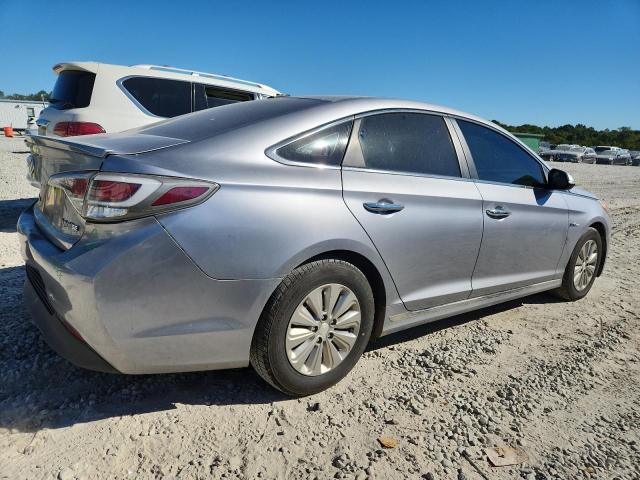 2016 HYUNDAI SONATA PLU KMHE24L15GA038142