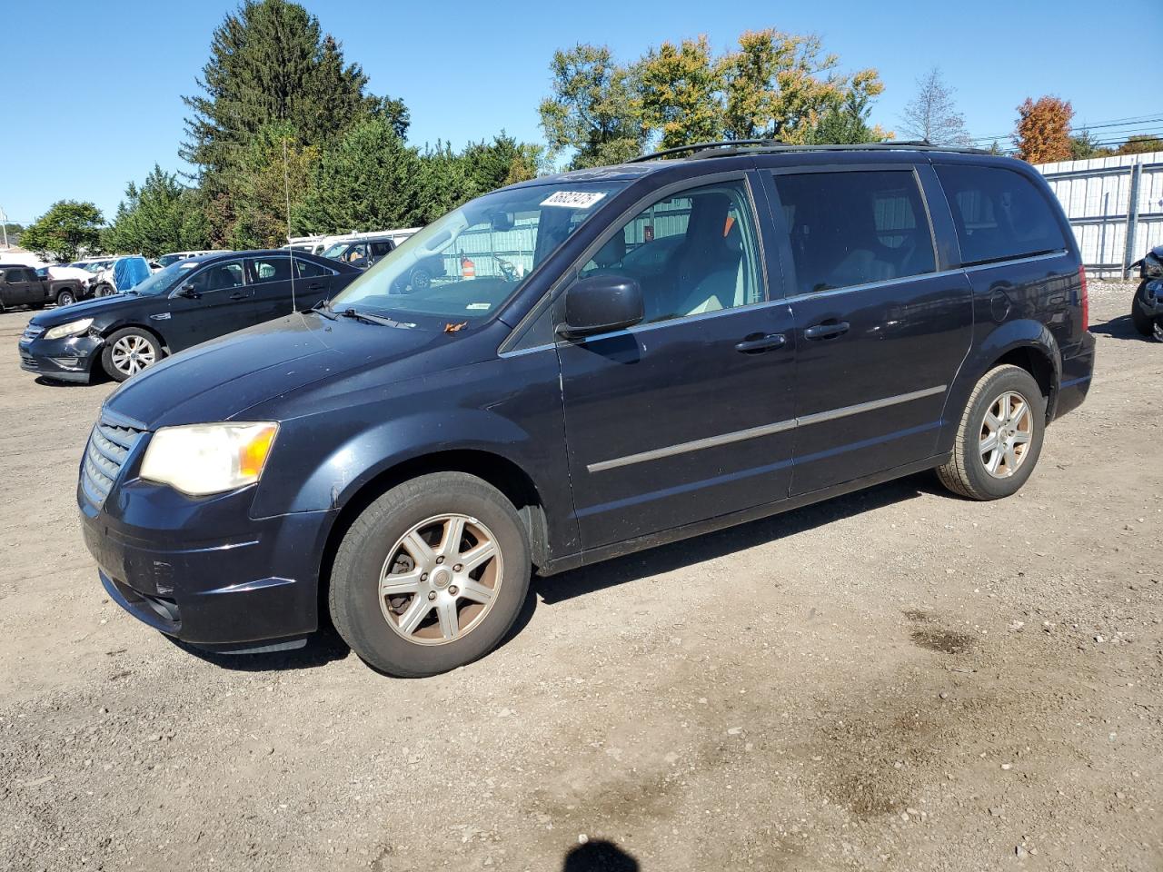 CHRYSLER TOWN & COUNTRY TOURING PLUS
