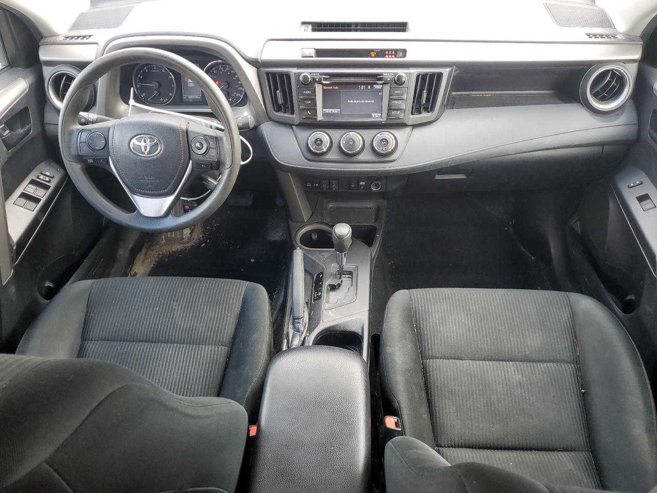 TOYOTA RAV4 LE