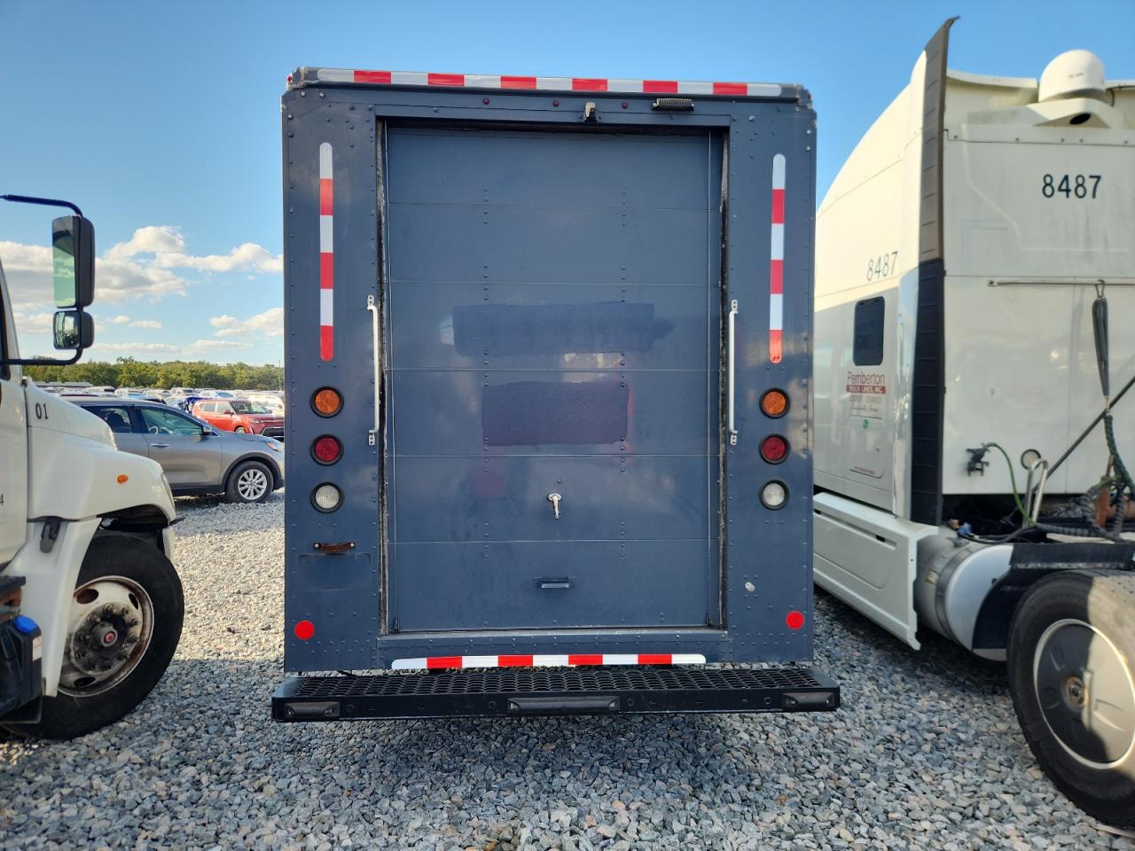 Lot #3304603462 2020 FORD F59