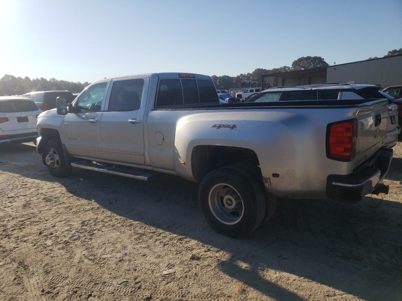 CHEVROLET SILVERADO K3500 LTZ
