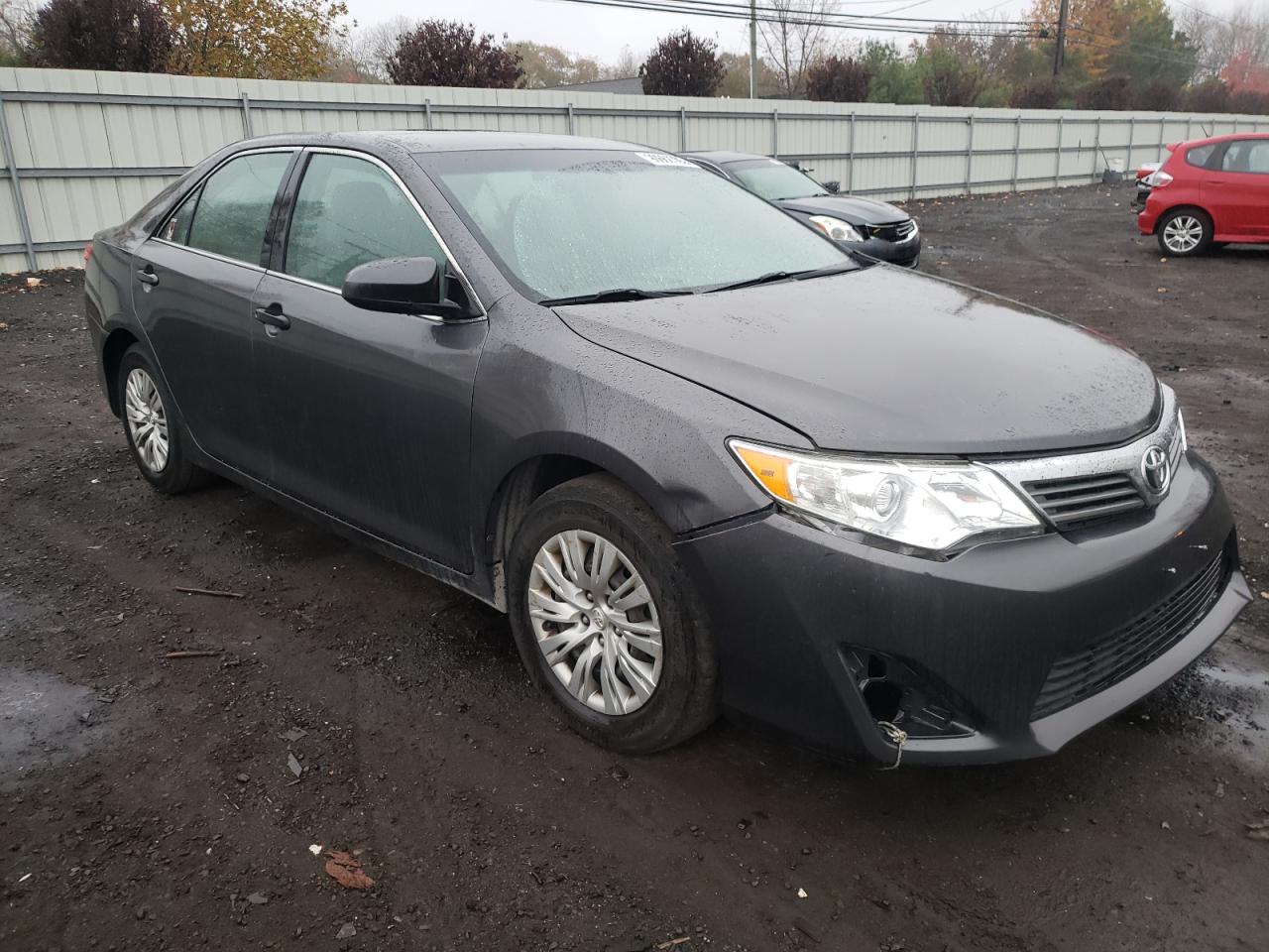 TOYOTA CAMRY BASE