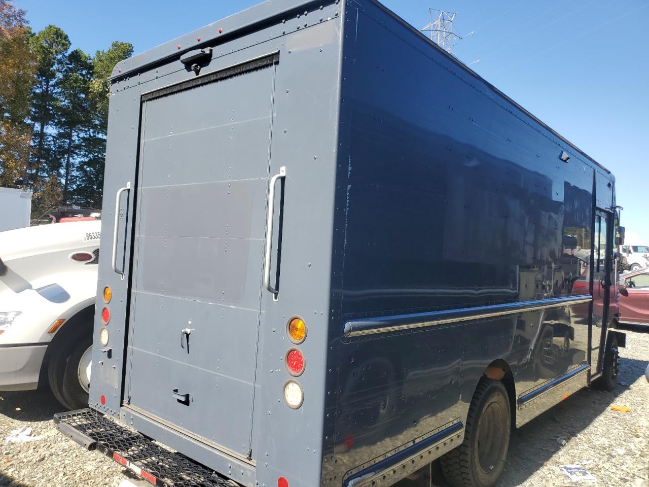 Lot #3302730027 2020 FREIGHTLINER CHASSIS M