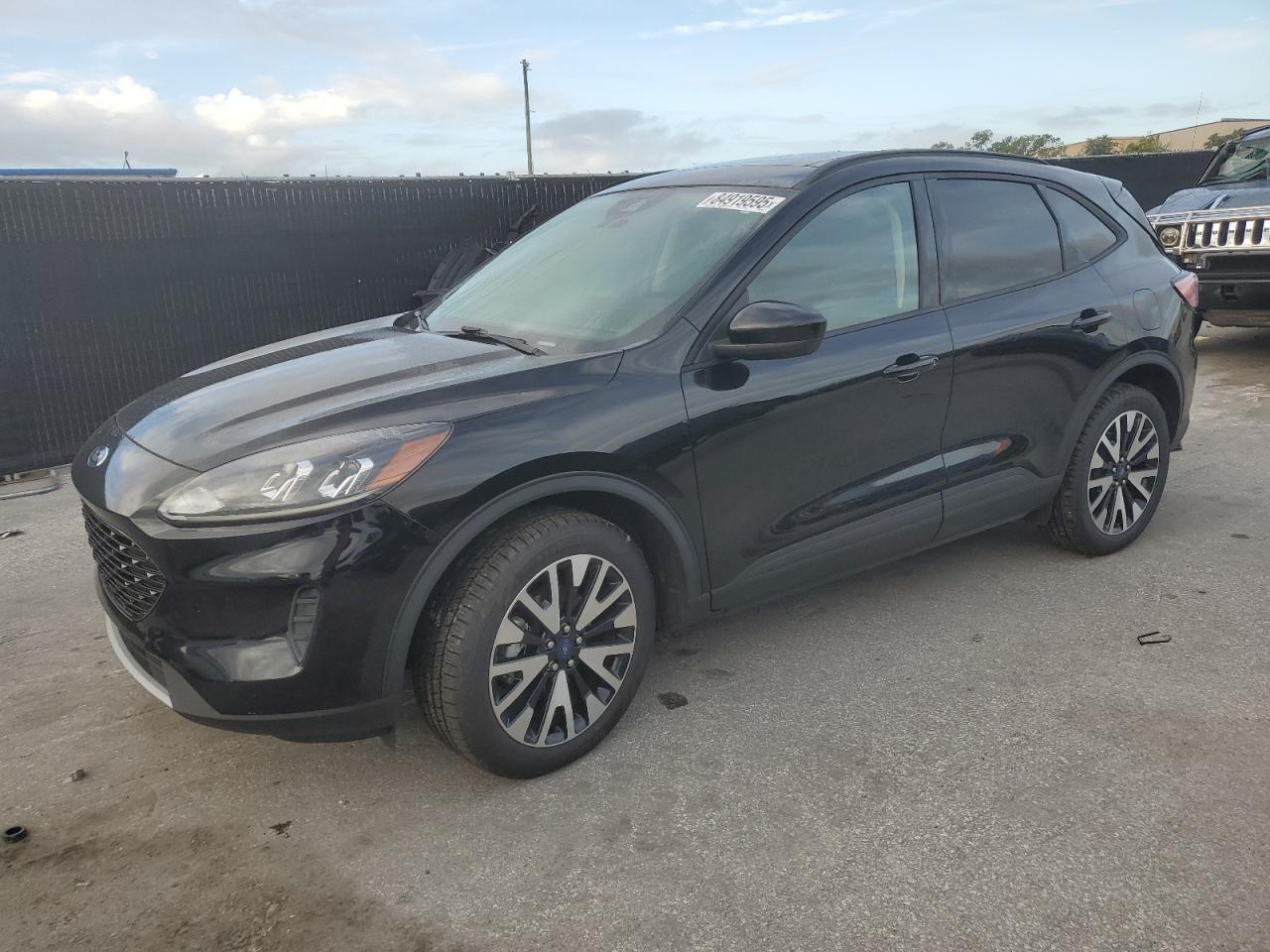 FORD ESCAPE SE SPORT