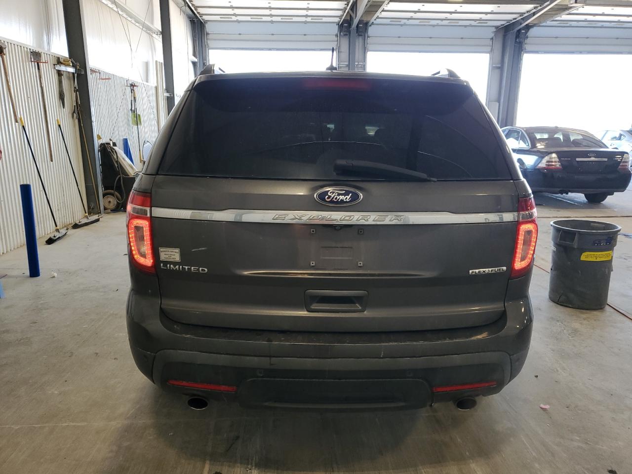 FORD EXPLORER LIMITED