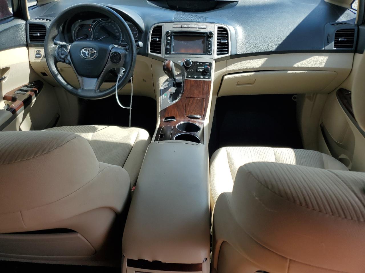 TOYOTA VENZA LE