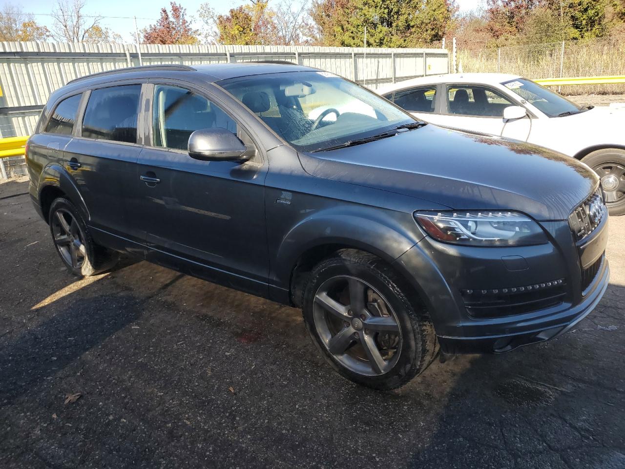 AUDI Q7 PREMIUM PLUS