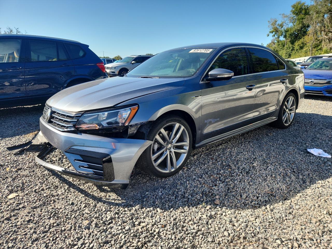 VOLKSWAGEN PASSAT R-LINE