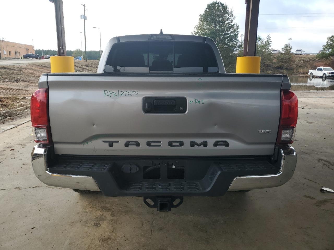 TOYOTA TACOMA DOUBLE CAB