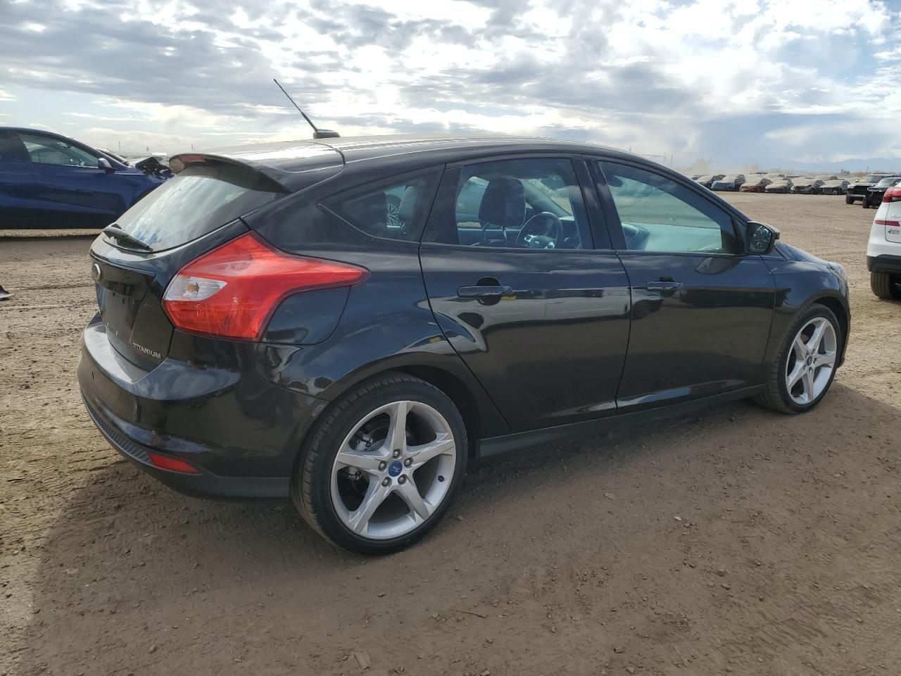 FORD FOCUS TITANIUM