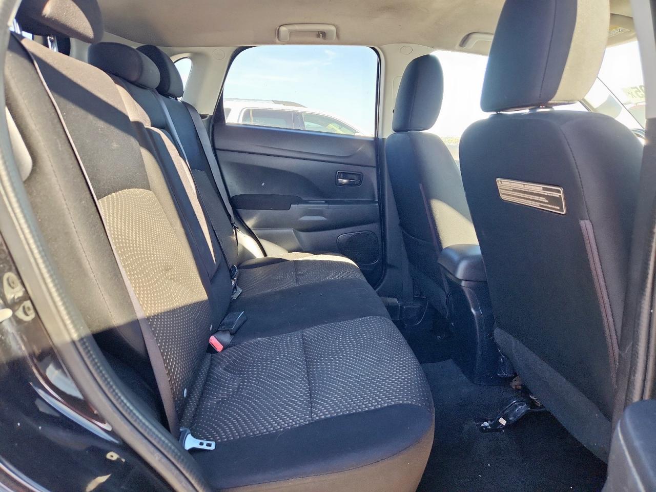 Lot #3311610232 2016 MITSUBISHI OUTLANDER