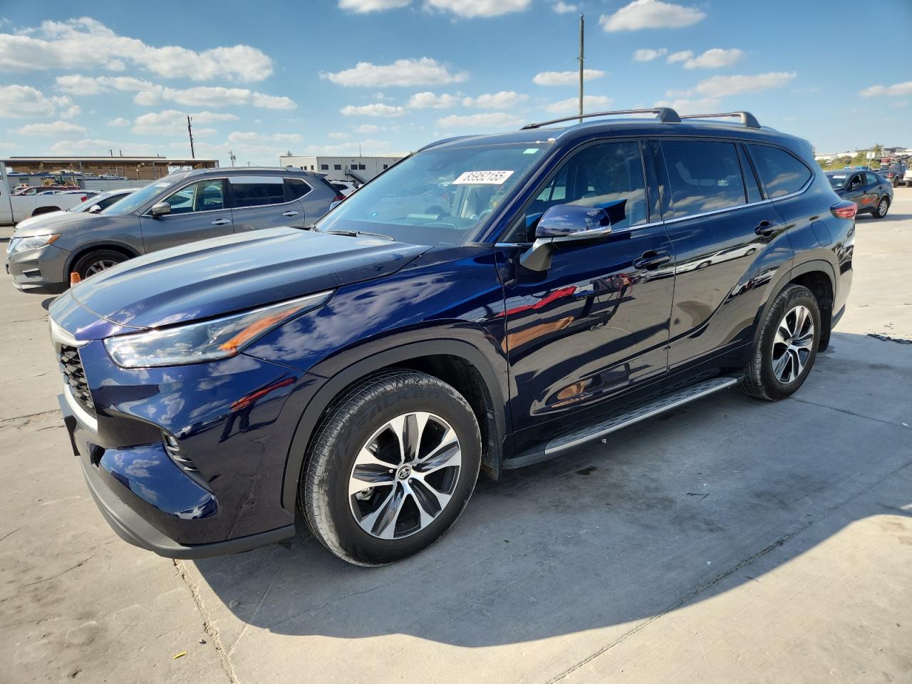TOYOTA HIGHLANDER XLE